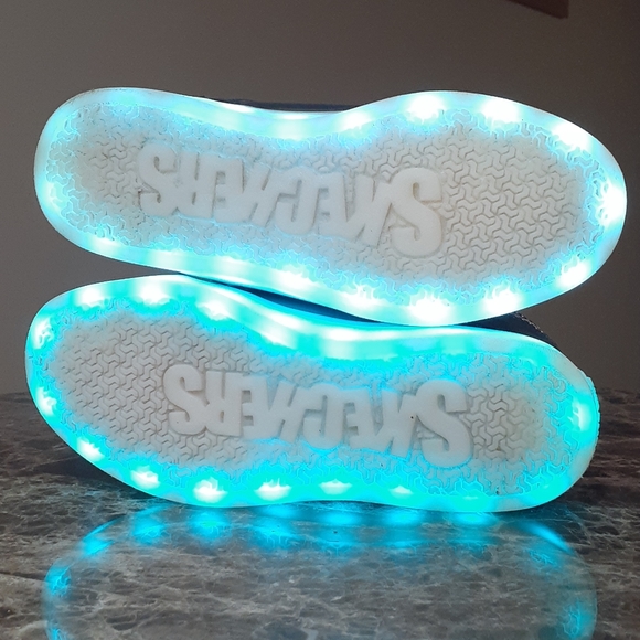 Skecher Energy Light-up shoes sz 1 kids - Picture 9 of 12